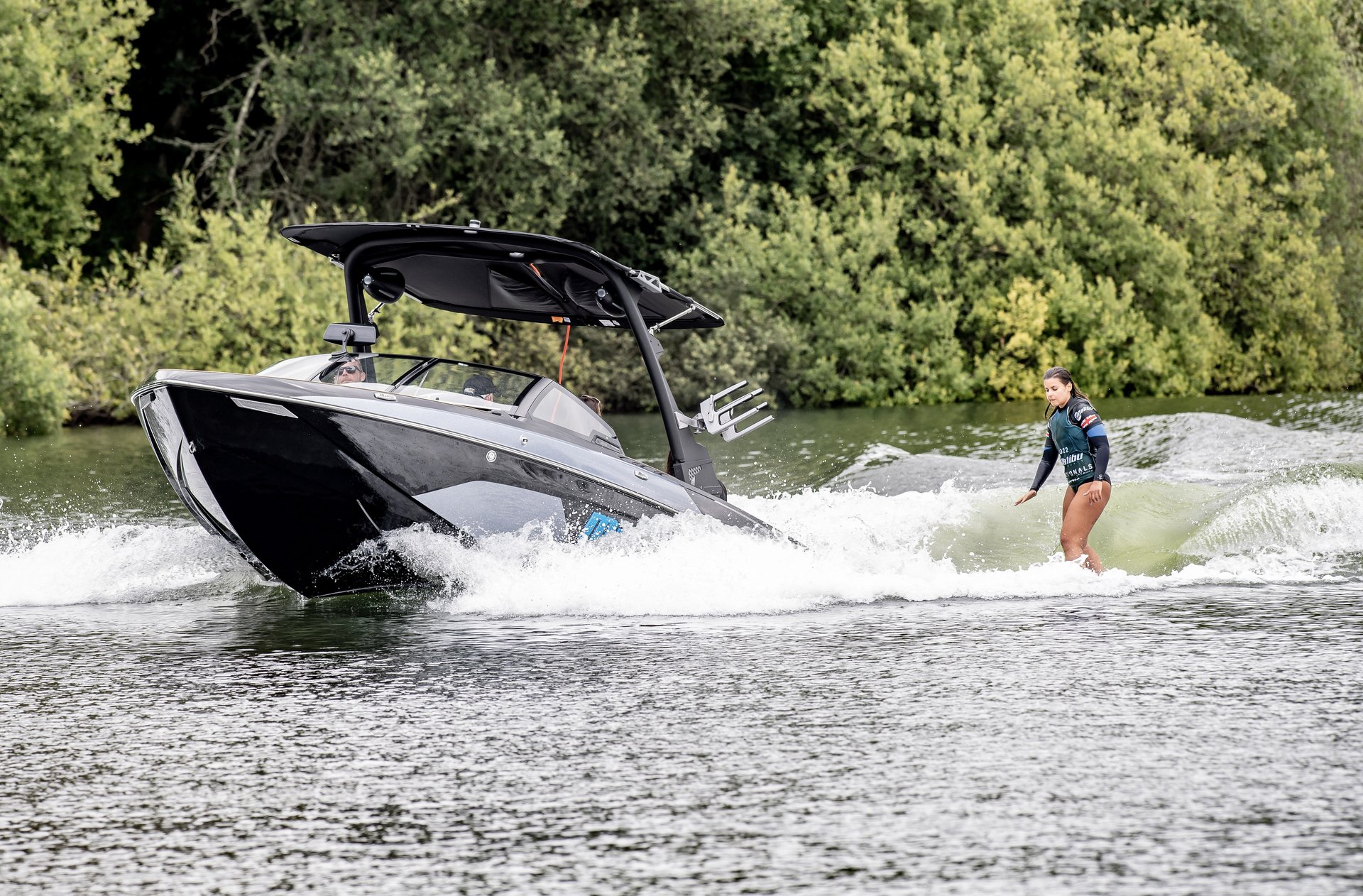 Erisa Ferro at the 2022 Malibu Boats UK Wakesurf Nationals